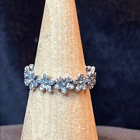 Daisy Flower Ring by PANDORA in 925 Sterling Silver Sz 8 - Picture 1 of 8